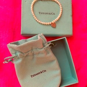Tiffany’s Pearl Bracelet